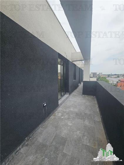 Apartament cu 4 camere decomandat în Giulești