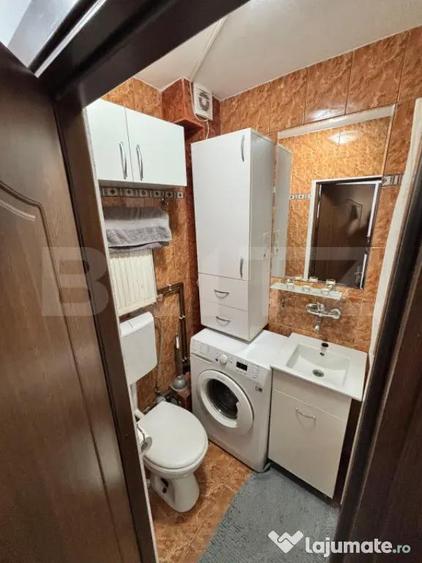 Apartament de vanzare, cu 2 camere, 35 mp, etaj 4/4, zona D - 5