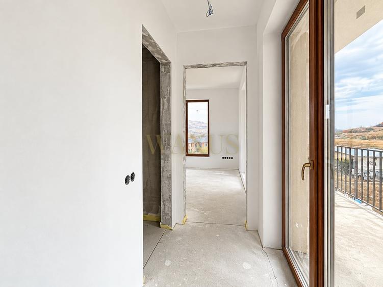 Duplex cu 4 camere cu Canalizare în Chinteni