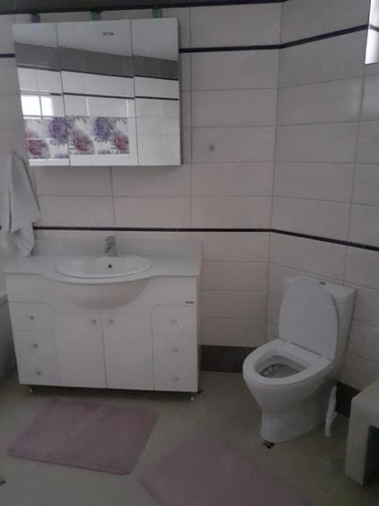 Spațiu comercial, de 250 mp, în Central