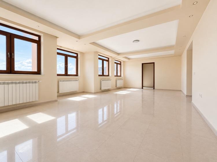 Apartament cu 3 camere decomandat, mobilat în Faleza Nord
