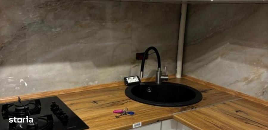 Apartament cu 2 camere semidecomandat, mobilat în Domenii