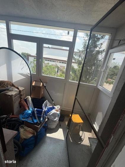 Apartament cu 3 camere decomandat în Nicolae Bălcescu
