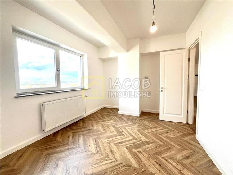 Apartament cu 3 camere decomandat în Ștefan cel Mare