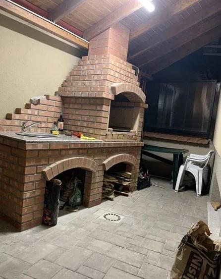 Casă individuală cu 4 camere cu Teren 176 Mp în Sărari
