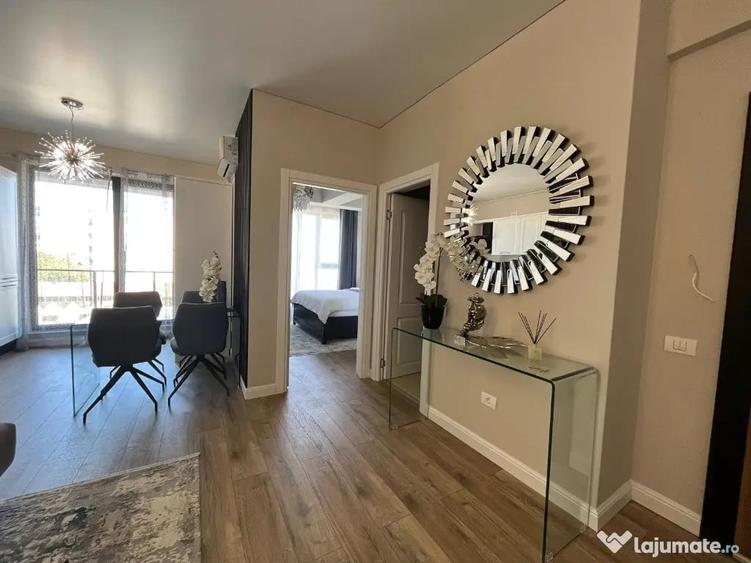 Apartament cu 2 camere decomandat în Central
