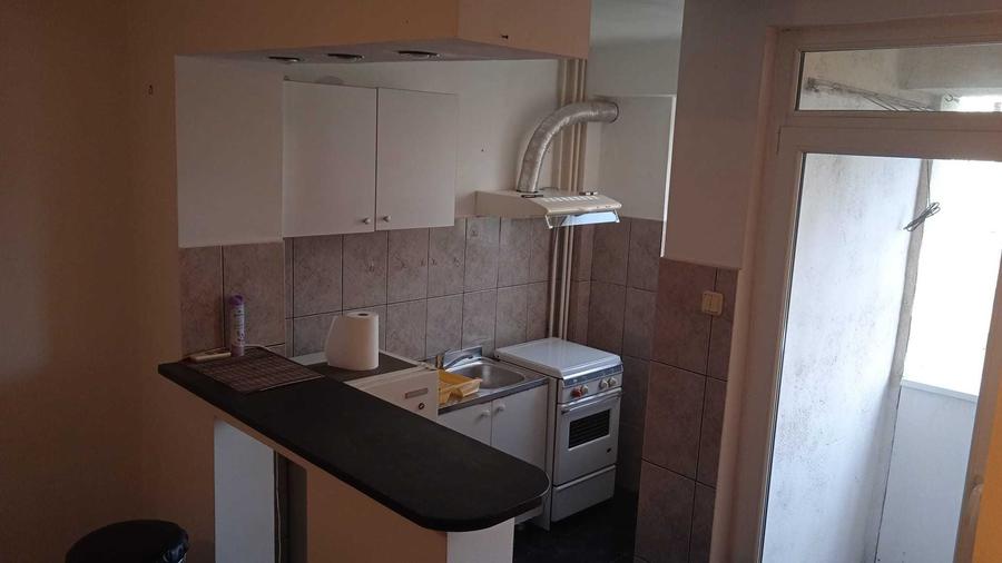 Particular -> garsoniera Pta Iancului, str. Avrig, 4 min metrou - 4