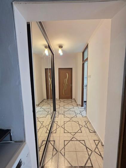 Apartament cu 2 camere decomandat în Sebastian