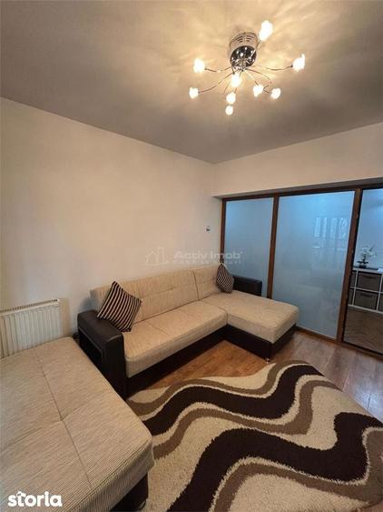 Apartament cu 4 camere decomandat în Port