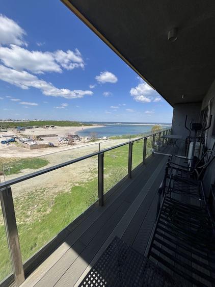 Apartament cu 3 camere decomandat, mobilat în Faleza Nord