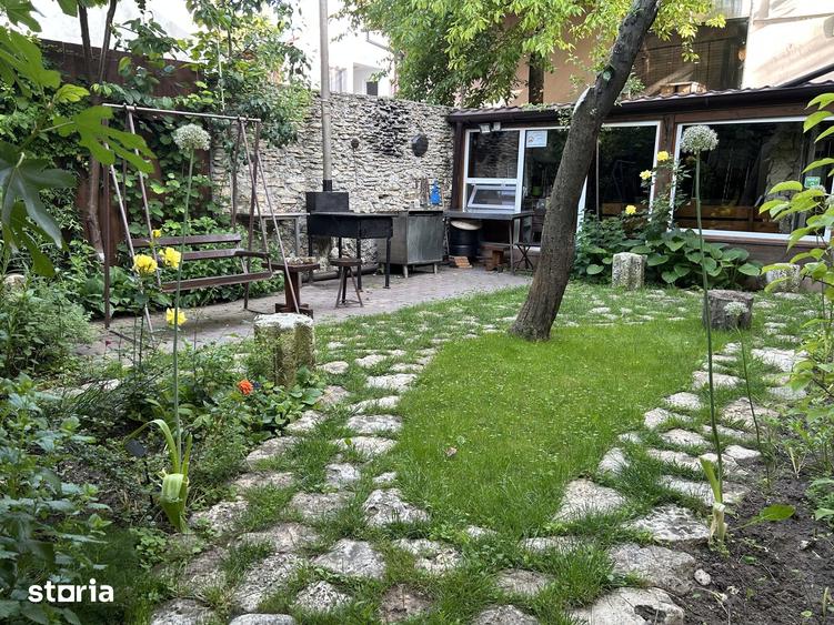 Casă cu Teren 495 Mp în Limanu