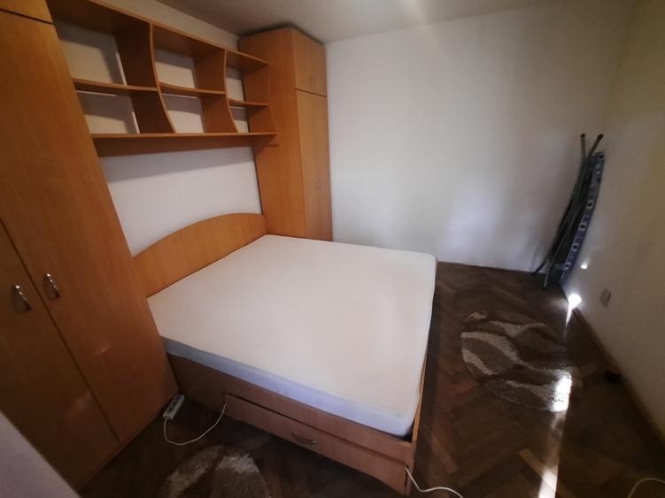 Apartament cu 2 camere nedecomandat, mobilat în Podu Roș