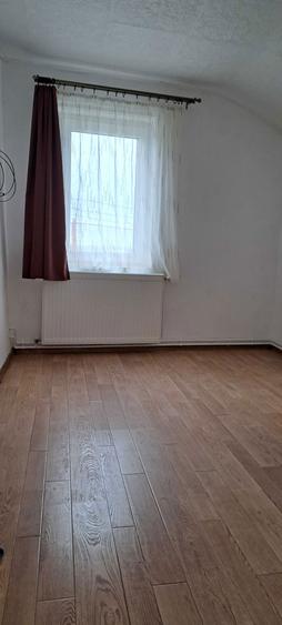 Vand casa modesta 2 camere Sanicolaul Mic - 3