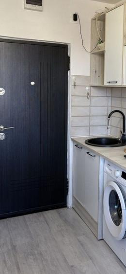 Camera moderna- baie proprie- Str Lamaitei - 8