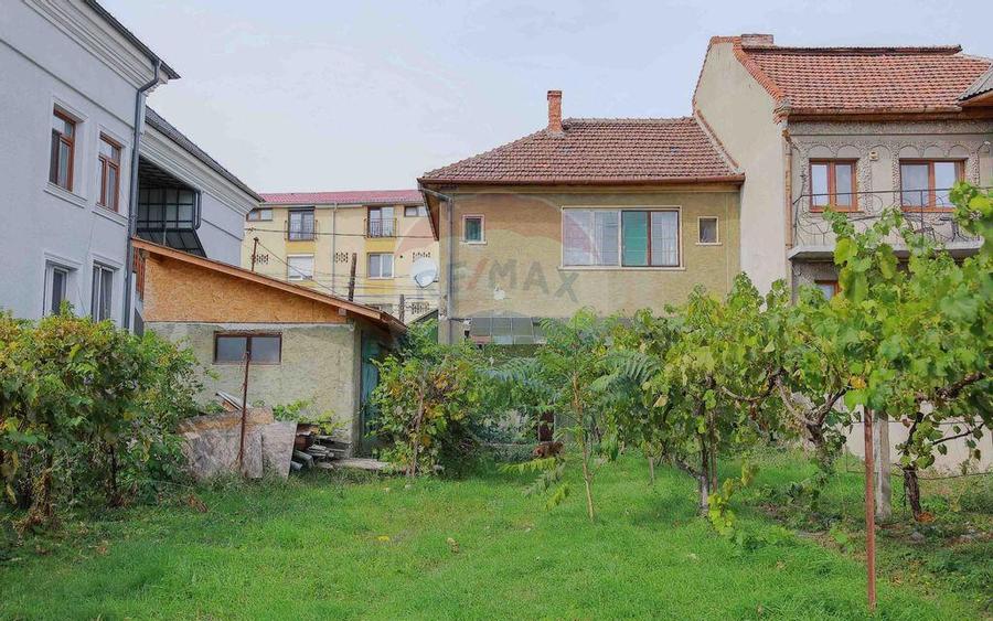 De vanzare Casa cu 3 camere ?i teren 562 mp str. Louis... - 4