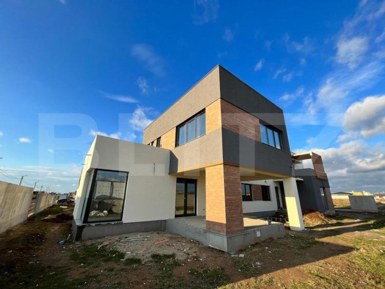 Casa cuplata P + E, 116 mp utili, teren 330 mp, zona Selgr - 18
