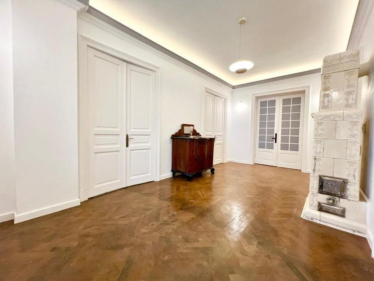 SPATIU DEOSEBIT VILA / PARTIAL MOBILAT SI UTILAT - 14