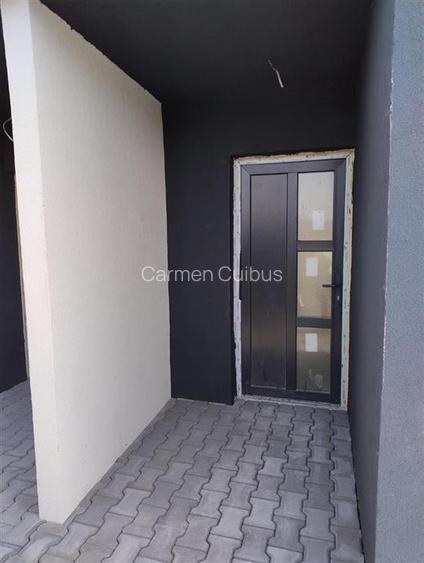 RECO Case insiruite  cu 4 camere in Sanmartin