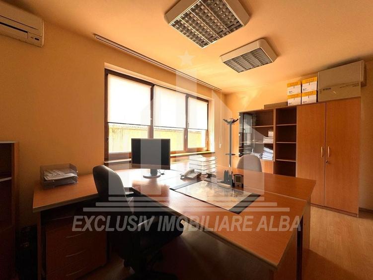 Spatiu de birouri | P + 2E | 254 mp | 10 camere | Parcare | Cetate - 9