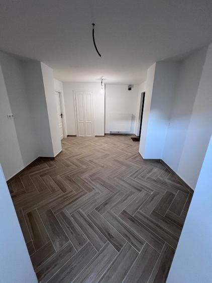 Vând apartament 4 camere Renovat complet - 6