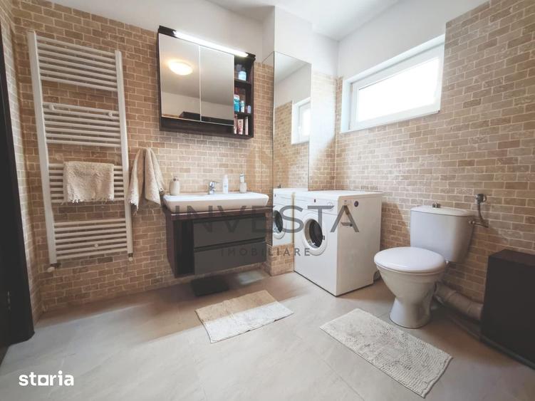 Apartament cu 4 camere semidecomandat în Între Lacuri