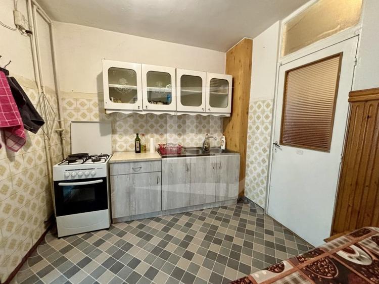 Apartament cu 2 camere decomandat, mobilat în Între Lacuri