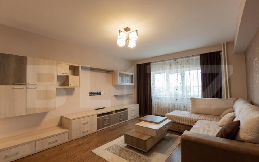 Apartament 3 camere, decomandat, 83 mp, etaj intermediar, zo - 18