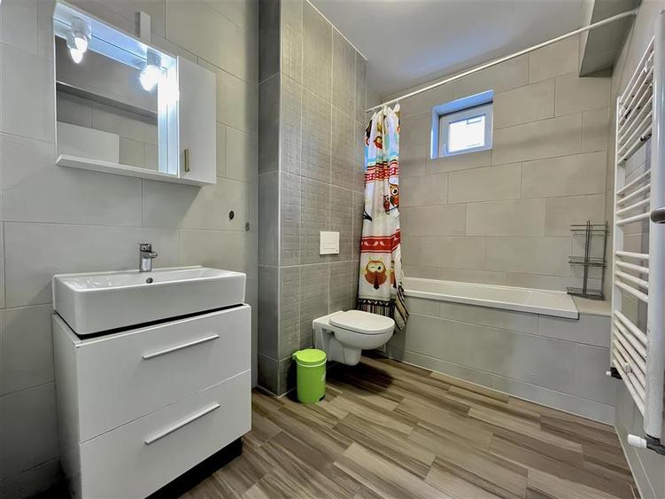 Apartament 2 Camere Decomandat in Qualis cu Parcare - Coresi - 10