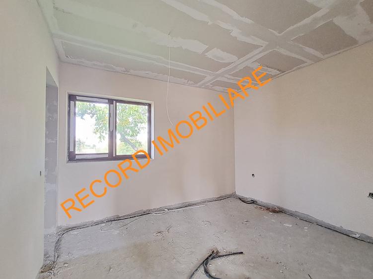 Casa individuala P+E, teren 600 m Gilau - 10