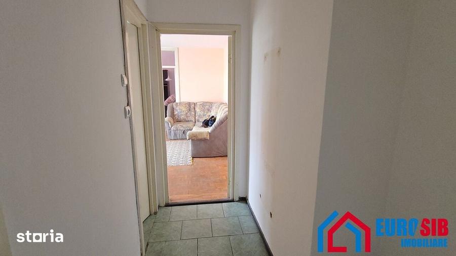 Apartament 2 camere si balcon Sibiu zona Cedonia - 5
