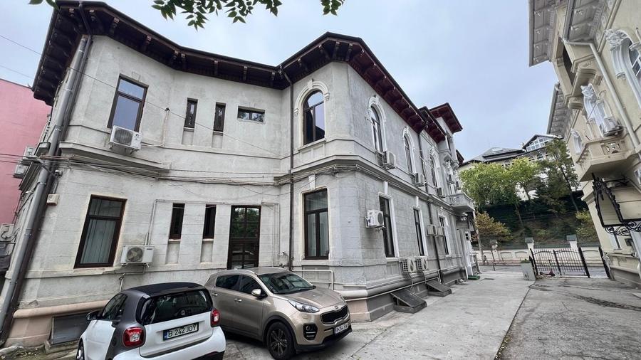 Cladire 23 de camere cu teren 554 mp - 3