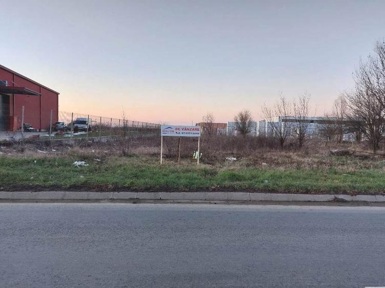 Teren intravilan 2000 mp in zona industriala Vest - 4