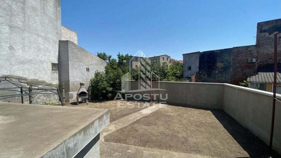 SAD cu 3 camere + spatiu comercial la demisol, - 6