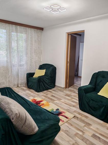 Inchiriez apartament cu 2 camere, complet utilat si mobilat, et. 1 - 6