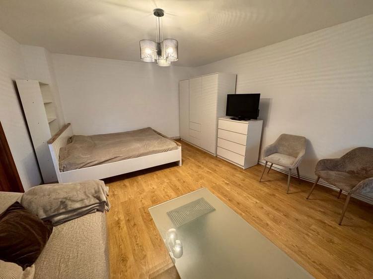 Apartament- Studio cu o camera centru - 5