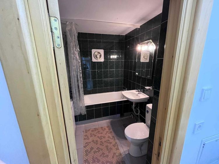 Apartament cu 2 Intrari (Acte in regula) | Zona Mall - 1