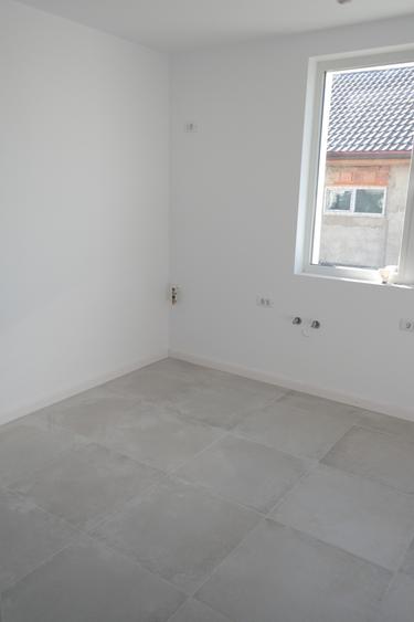 Crevedia, zona retrasa, liniste, 1.3 km de sos. Bucuresti - 6