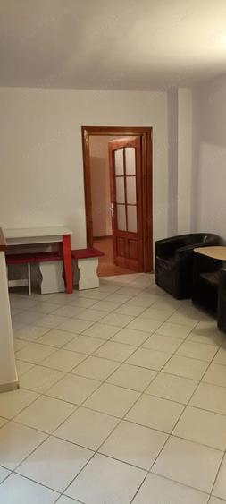 Inchiriez apartament ultracentral. - 3