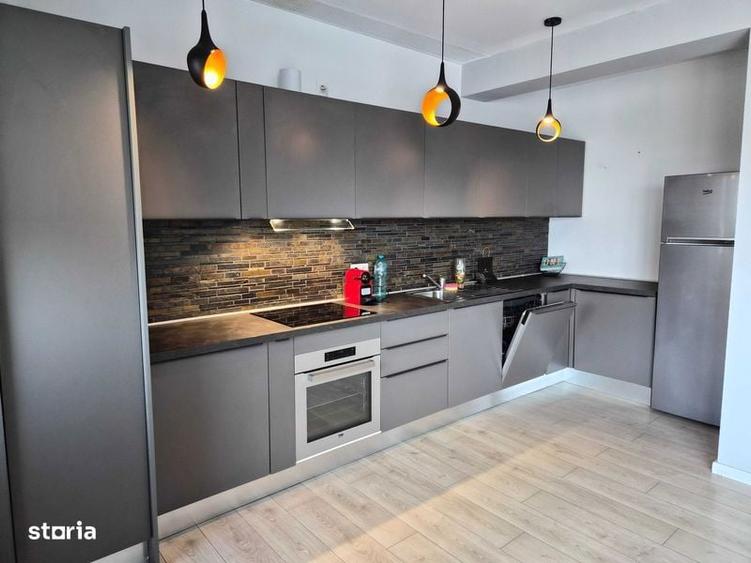 Inchiriez apartament 3 camere cu terasa - 2