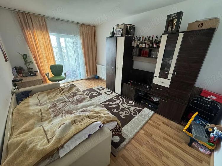 Persoana fizica Vand apartament cu doua camere - 4