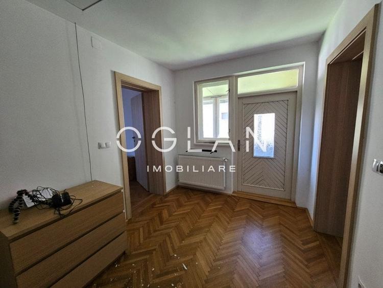 Casa 3 camere, 2 garaje, la 2 pasi de Sub Arini - 10