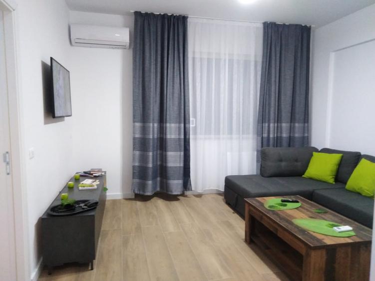 Mamaia Sat, Garsoniera 42 mp, mobilata si utilata, loc de parcare, 65.000 Euro - 1