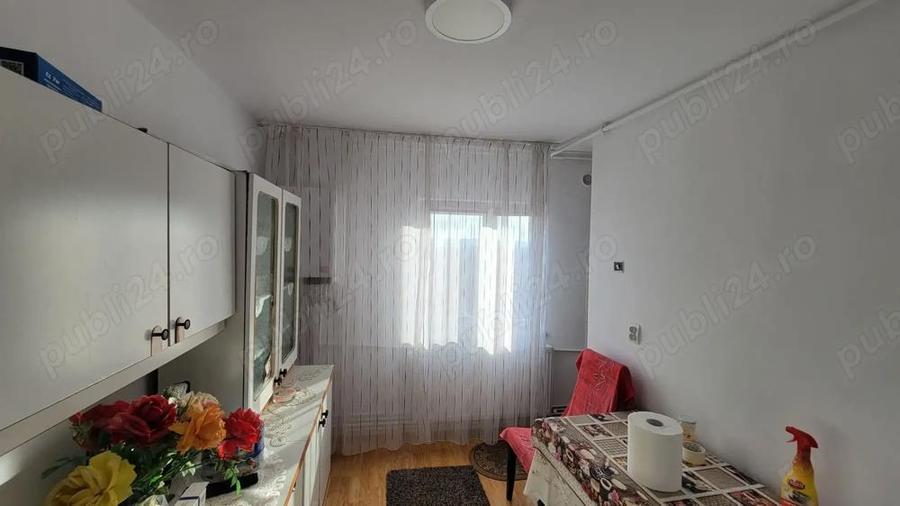 Apartament 2 camere decomandat - 3