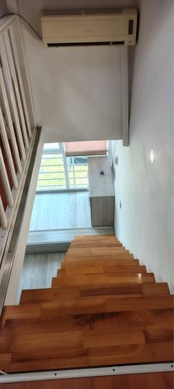 Inchriez apartament tip mansarda - 5