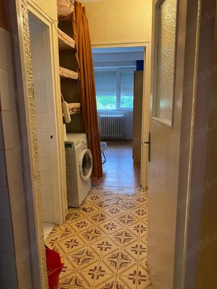 Vand apartament cu doua camere - 1