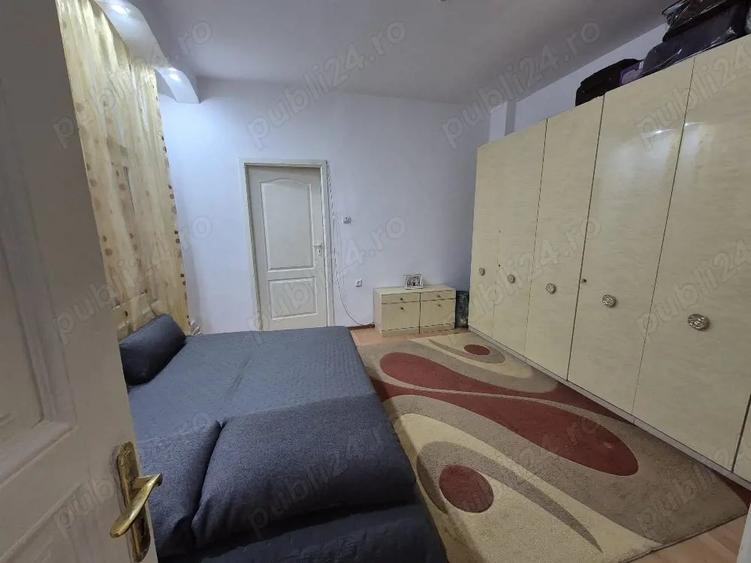 Casă cu 5 camere cu Teren 158 Mp în Central