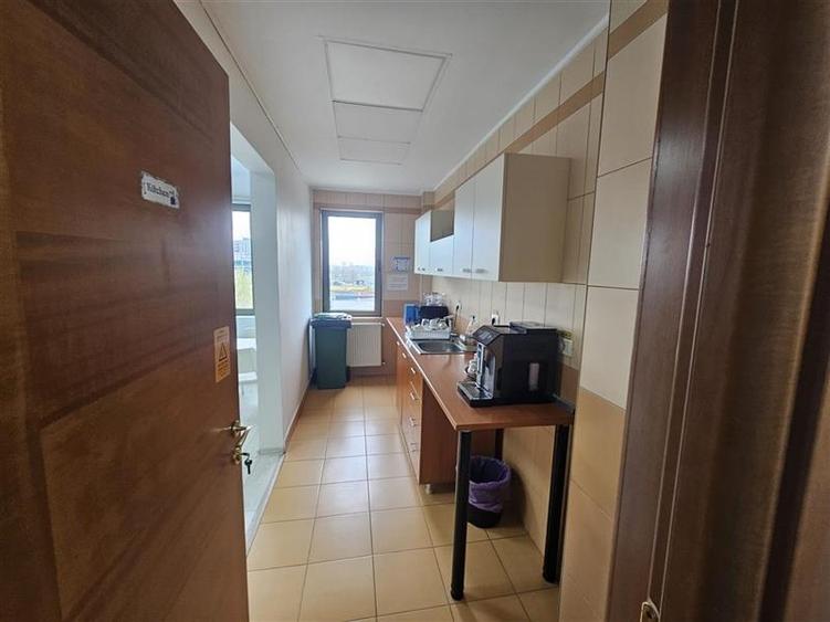 Spatii pentru birouri la super preturi - de la 9 Euro/mp - 17