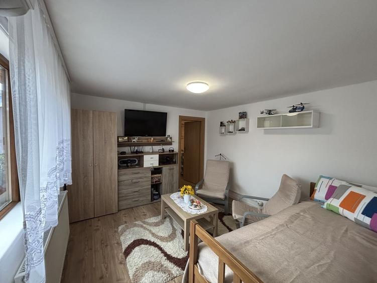 Casa de vânzare în zona Girocului - 3