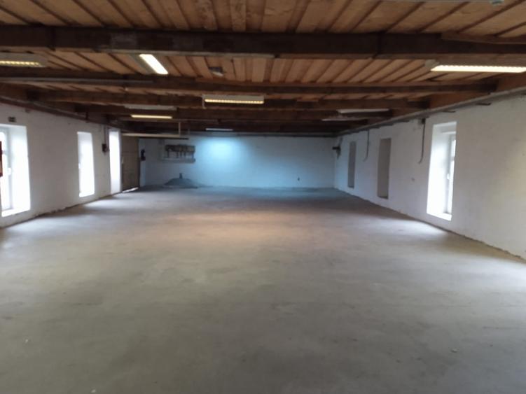 Depozit cu birou - 6