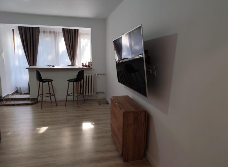 Drumul Taberei - Raul Doamnei - 5 minute metrou - Apartament 3 camere  RENOVAT - 5